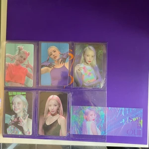 Mamamoo Solar Spit It Out Kpop Album - I bra skick å nästan aldrig rört. Allt som kom med i albumet ingår å du får välja ETT photocard utav de på första bilden :)