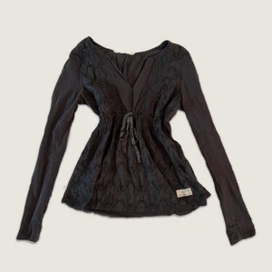 Odd Molly blus - Söt blus från odd molly 🧸🍓✧･ﾟ* storlek S ♡ kontakta mig privat vid frågor & funderingar 🧚‍♀️ köparen står för frakt!