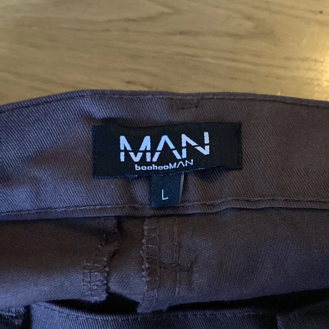 Cargos byxor från Boohooman large - 91