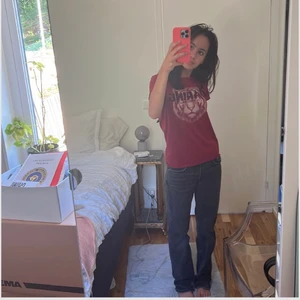 Röd T-shirt - Röd t-shirt från kids only köpt på jeansbolaget. Jätte fin🫶