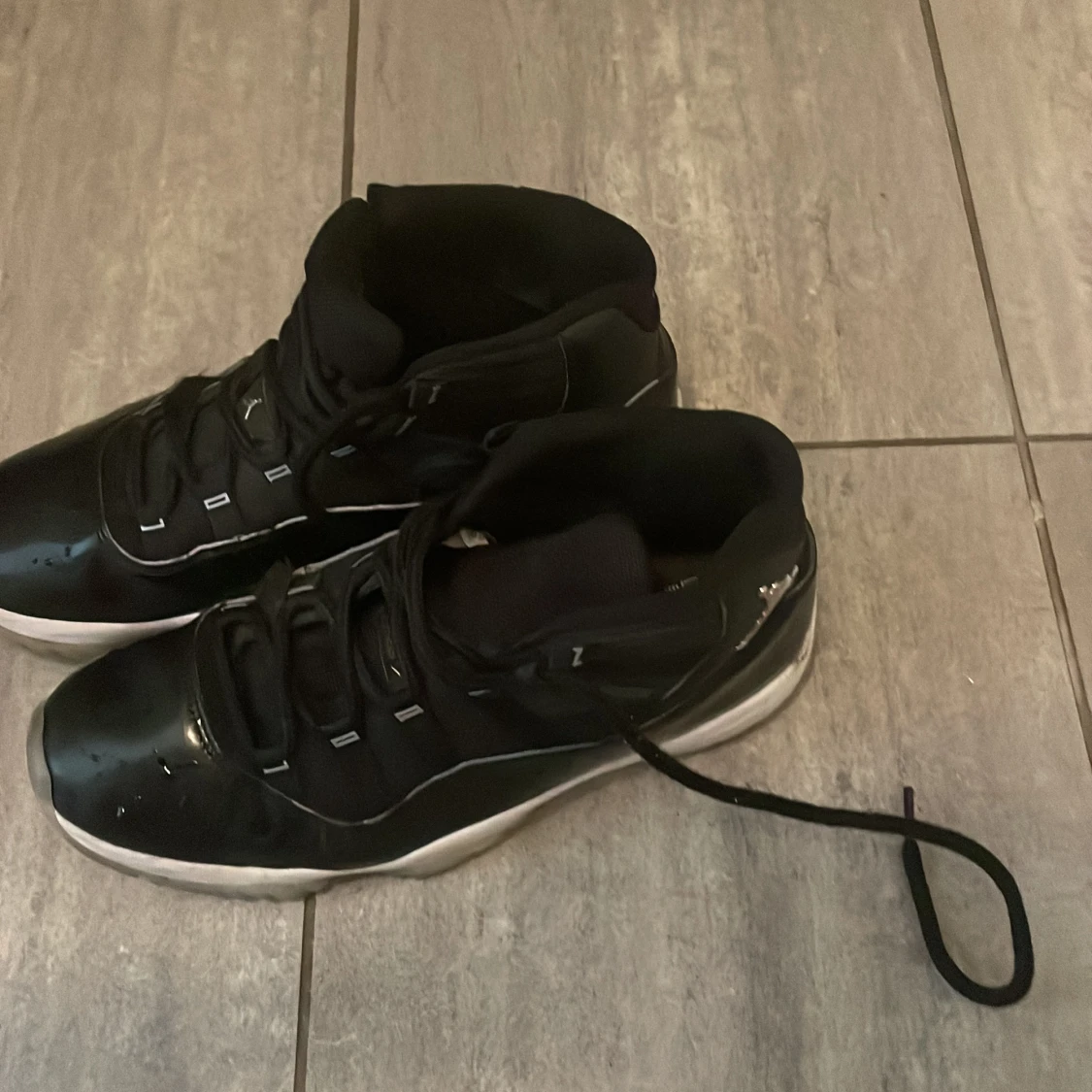 Jordan 11 black retro - 90