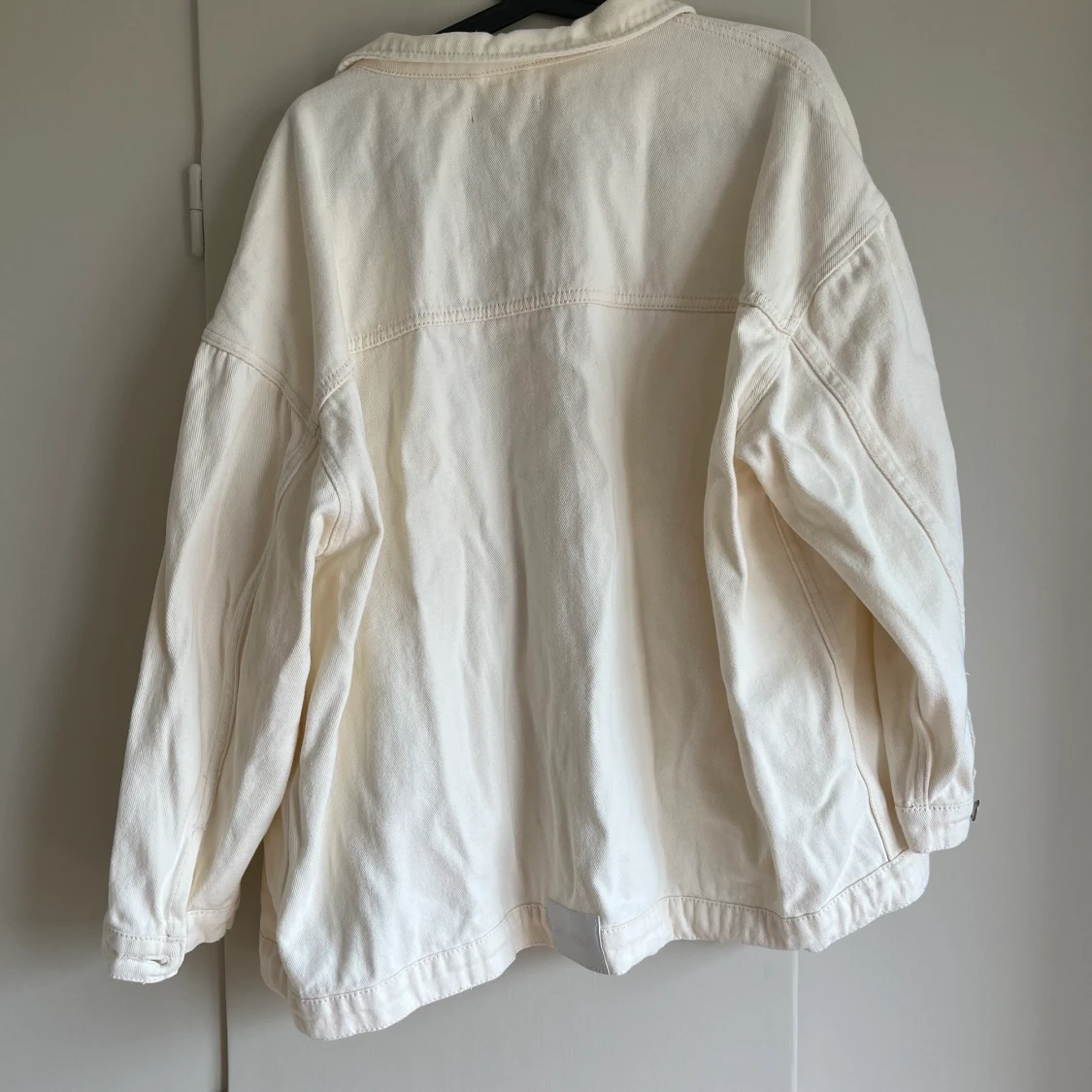 Jeansjacka - krämvit stl 44  - 90