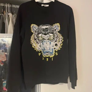 Kenzo tröja  - Kenzo tröja storlek s nästan oanvänd 