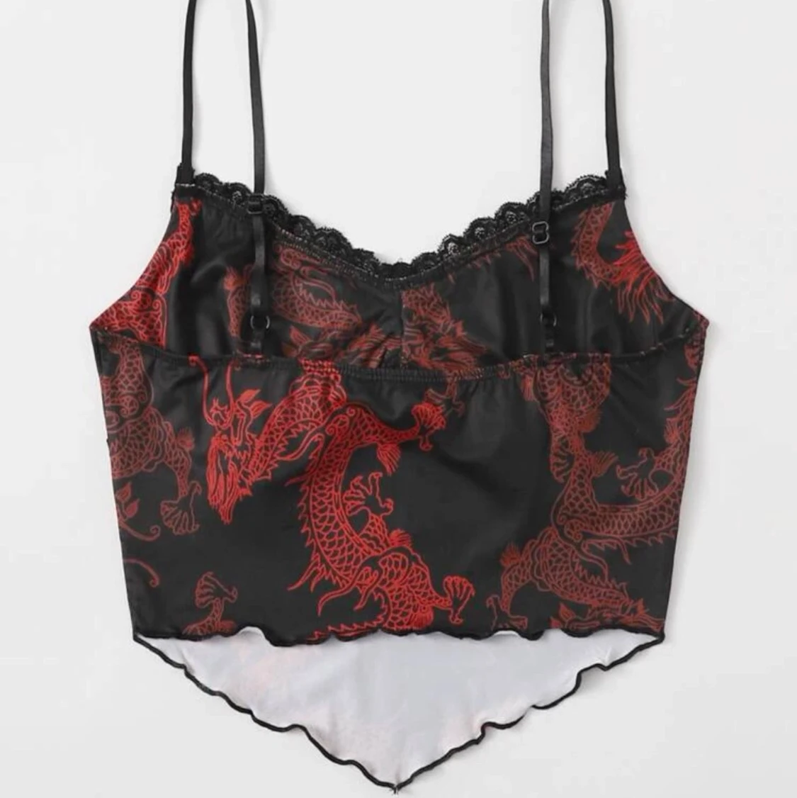 svart röd drake🐉topp  - 90