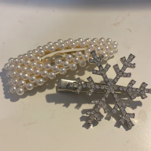 Håraccesoarer - Två jättefina accessoarer för håret, använt 1-2 gånger🥰 Båda för 25 eller 15/st