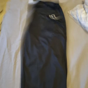 Träningstights, Storlek M - Träningstights som är oanvända
