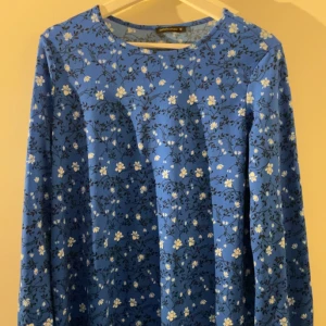 Blå Klänning  - Oanvänd klänning. 