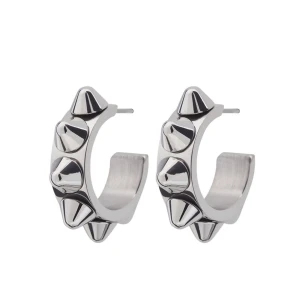 Edblad öronhängen  - Säljer dessa fina öronhängen eftersom dom inte andvänds. Jag kan tänka mig att byta ut dom här mot ett par peak hoops silver.Priset kan diskuteras och köparen står för frakt.💗