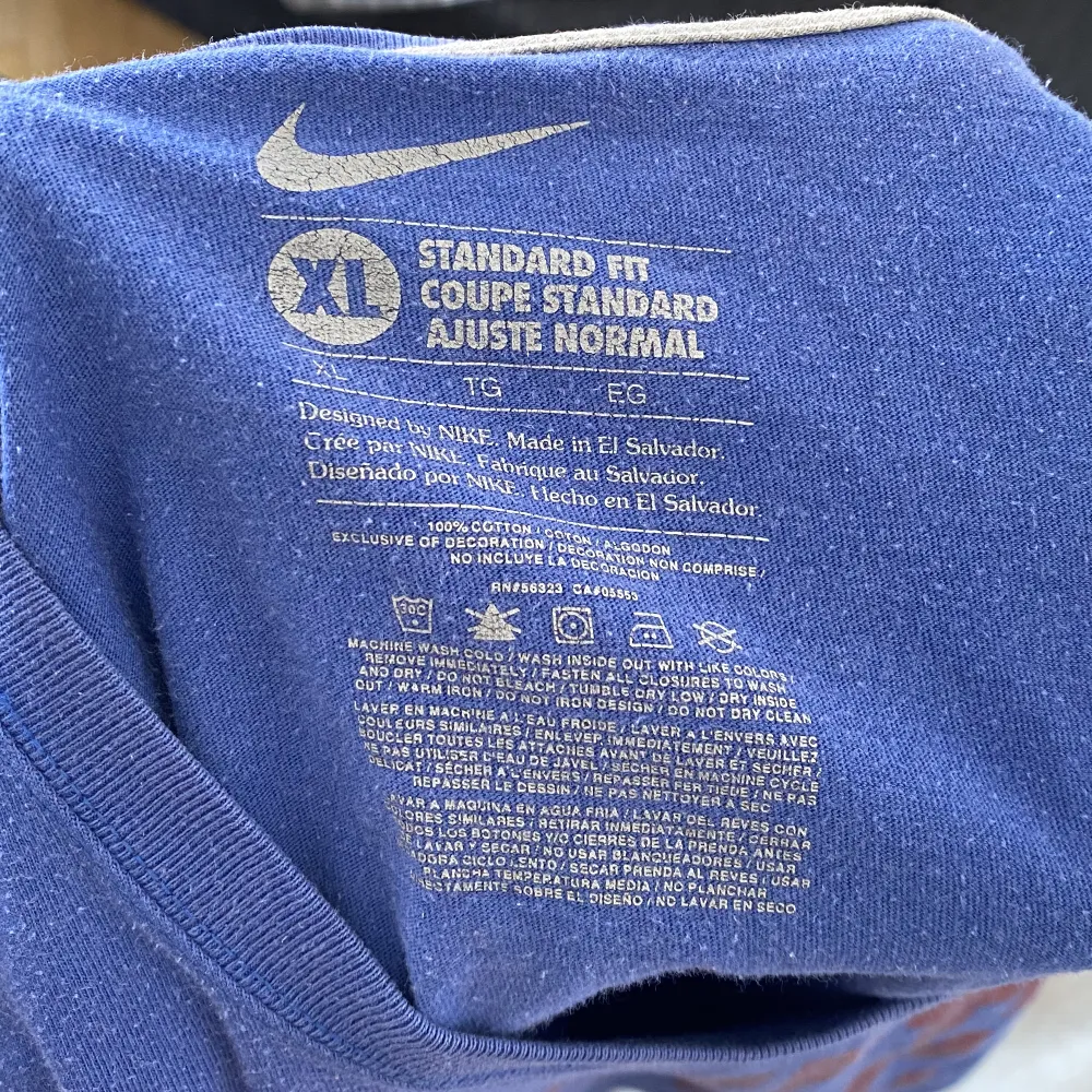 Oversized tshirt ifrån Nike köpt på goodwill i usa. T-shirts.