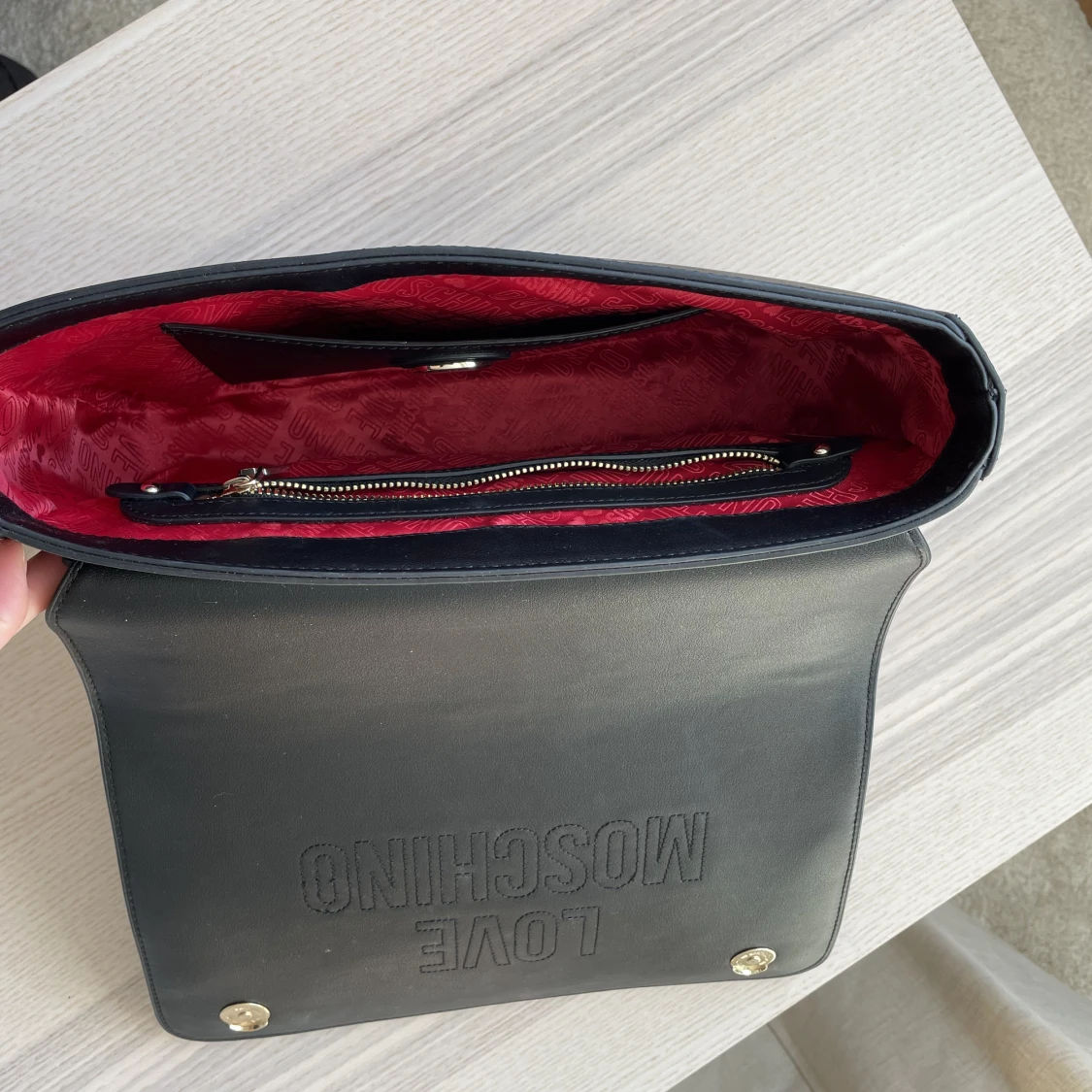 Moschino väska - 90