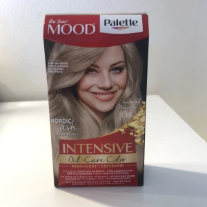 Nyanserings färg Ask blond - En helt ny nyanserings färg Ask blond oanvänd