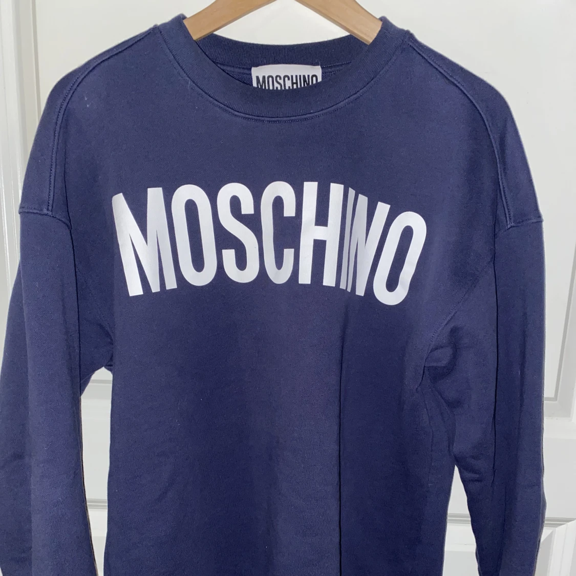Moschino sweatshirt