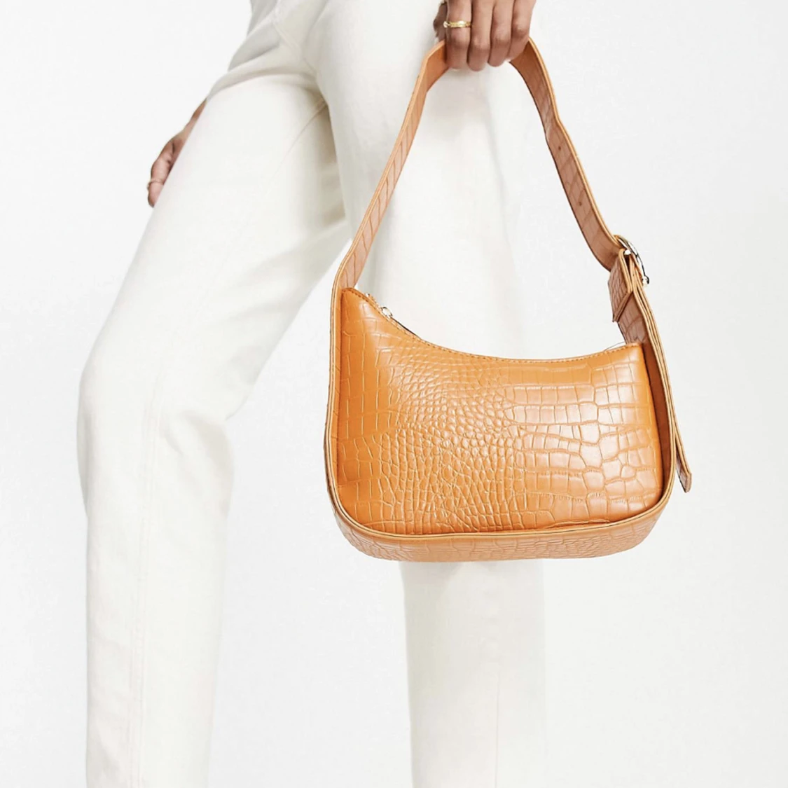 French Connection väska  - 90