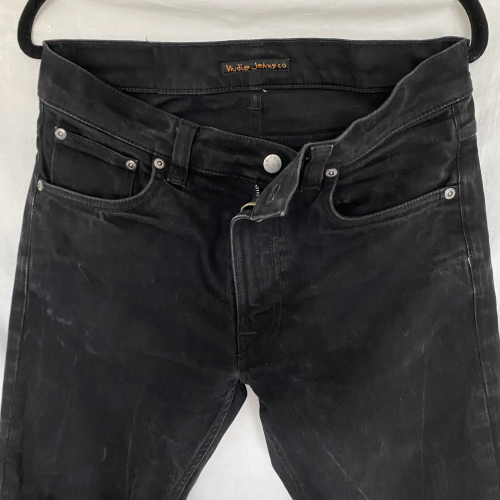 ALLTID FRI FRAKT! skitsnygga jeans från nudie jeans. Storlek: 31/32 passform: slim. Jeans & Byxor.