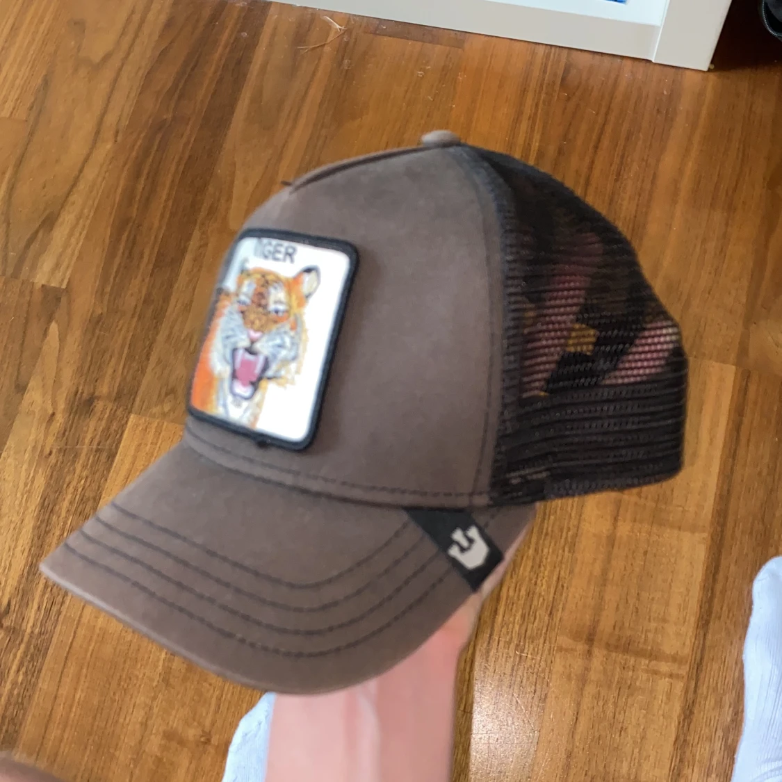 Tiger cap - 90