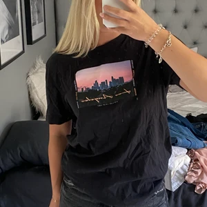 T-shirt med tryck - T-shirt med tryck💞