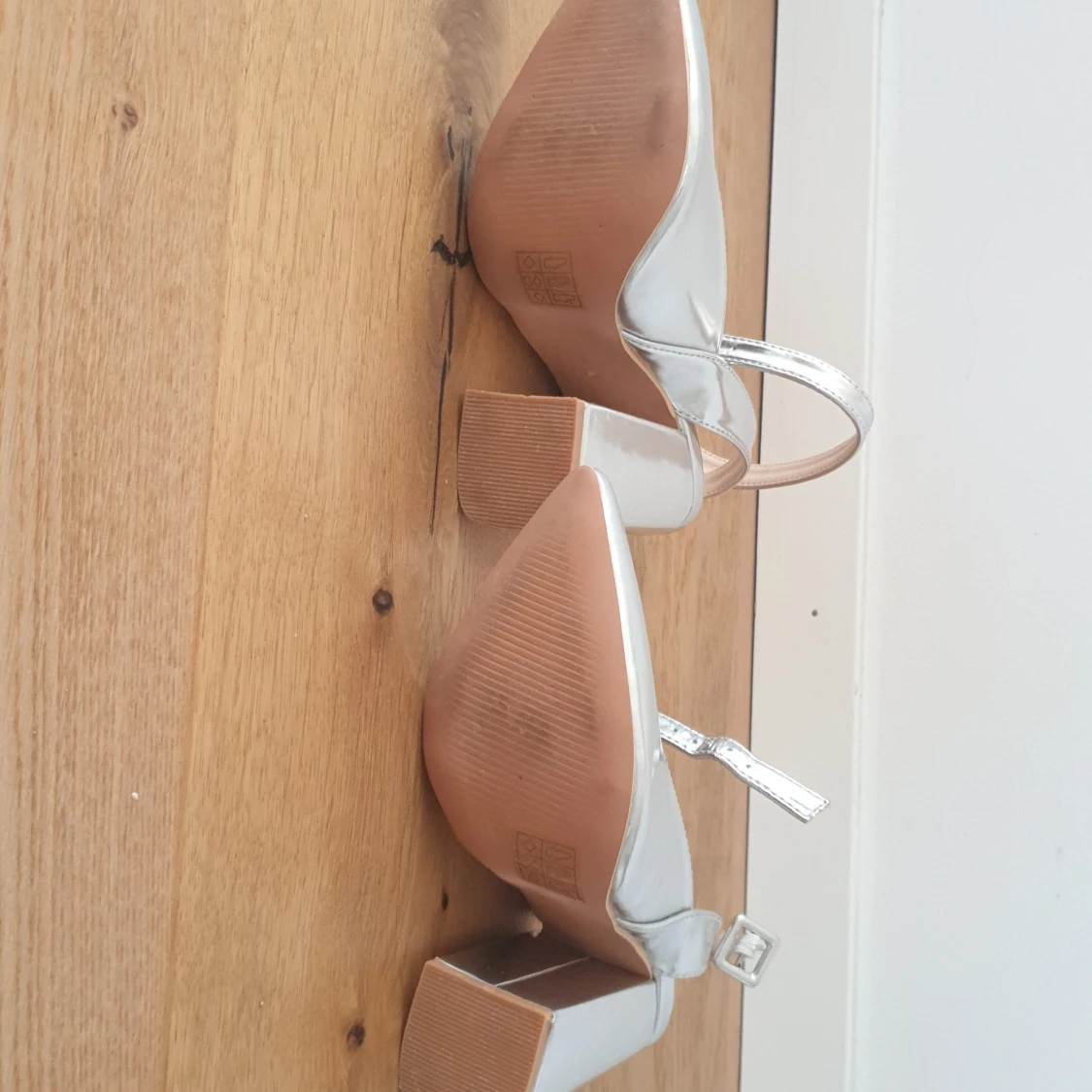 Silver high heels - 91