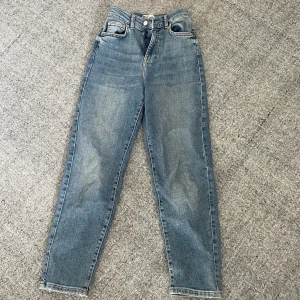 Jeans - Säljer mina fina jeans
