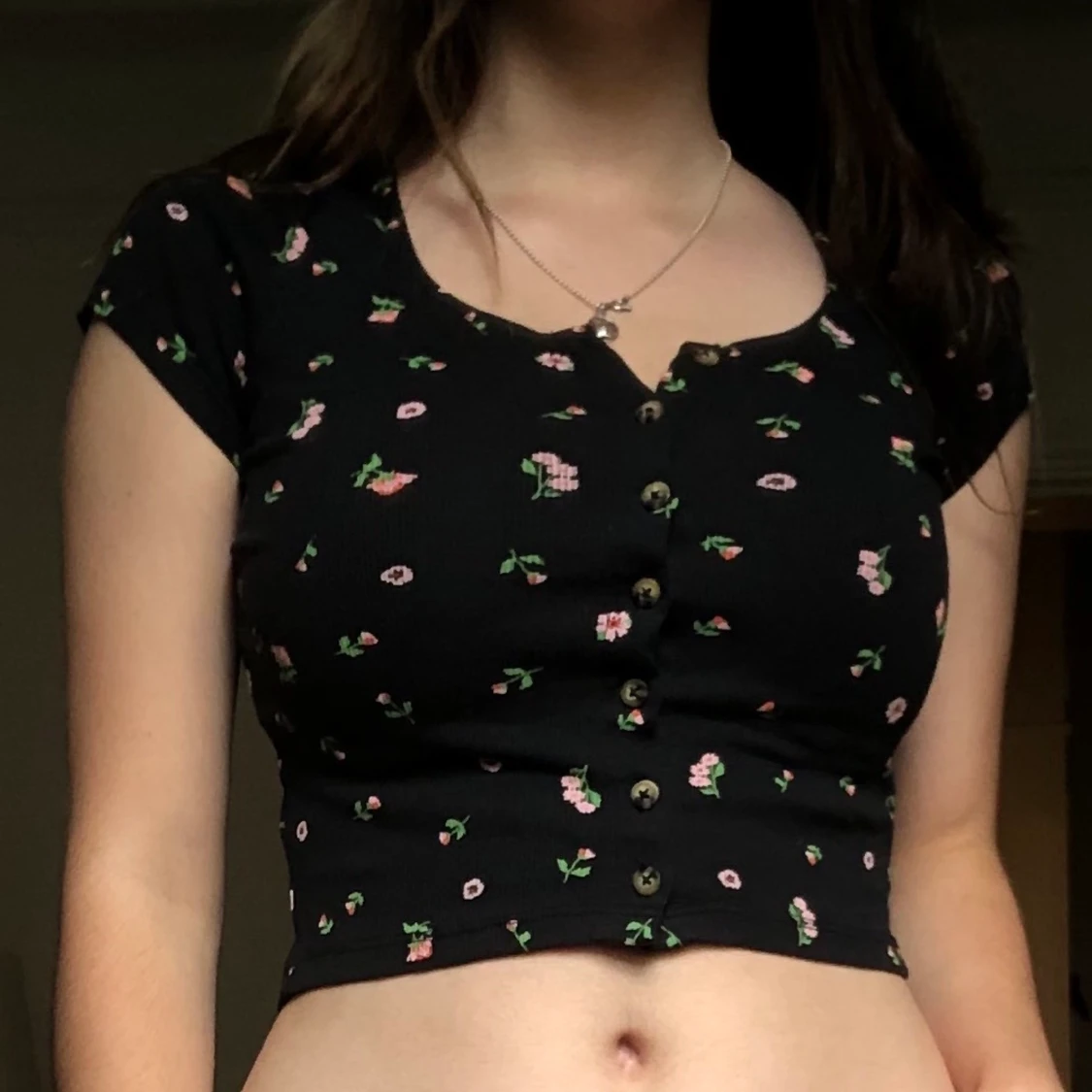 Blommig tröja :) - 90