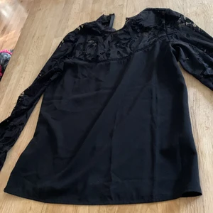 Tröja 10kr  - 10kr stolen xs 