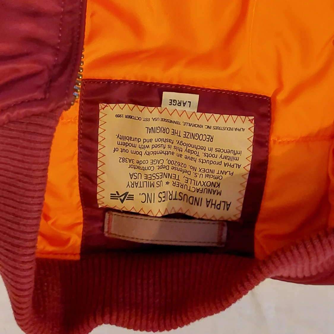 Alpha Industries MA-1 Vinröd - 91