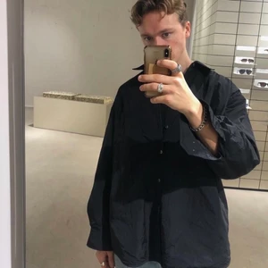 Our Legacy Tech Borrowed Jacket - Bra skick, finns i nuvarande kollektion. Pris i butik 3200kr 