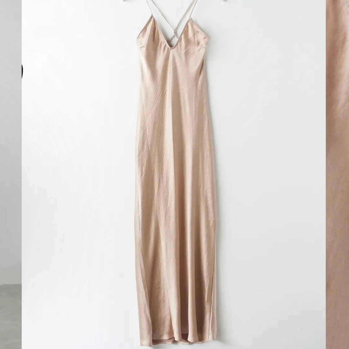 Beige klänning Gina Tricot 36 siden satin långklänning - 91