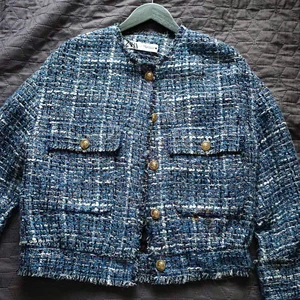 Jacka - Jättefin höst/vårjacka i nyskick då den är varsamt använd! Köpt på Zara för 2 år sedan💓