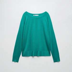 Zara tröja storlek S - Skriv gärna om ni vlll ha fler bilder:)💕