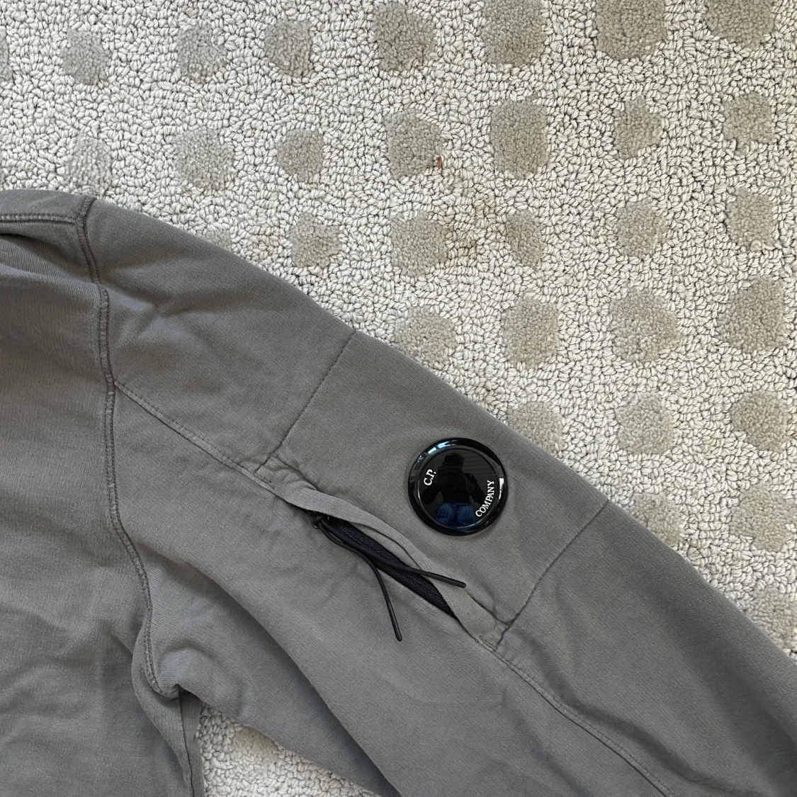 CP company hoodie grå - 90