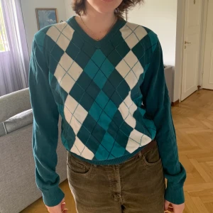 rutig tjocktröja - blå rutig tjocktröja!  smått sliten 