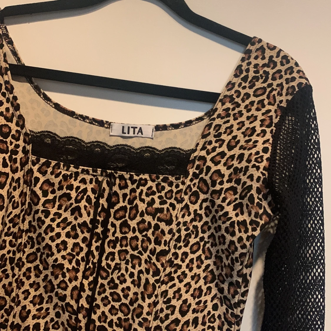 Leopard tröja strl M - 90