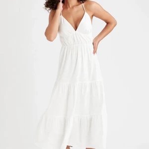 Långklänning - Så fin helt ny långklänning köpt på Zalando. Aldrig använd! Slutsåld på hemsidan💕