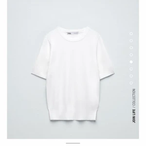 Strl. M - Fin stickad tröja från zara❤️. Köpt för cirka 1 månad sedan och aldrig använd pågrund av att jag ej känner mig bekväm i den💗. Köpt för 259kr. Pris går att diskutera.💗  /köpare står för frakt...