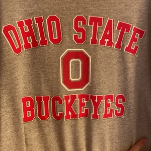 T-shirt  - Stor T-shirt från beyond retro 