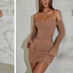 Klänning  - Klänning från oh polly, helt ny endast testad. Köpt för 511kr 