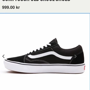 Vans old school - Ett par Vans old school i storlek 36,5. Har använt dem några gånger , men de är forfarande i bra skick.  Ordinarie pris: 999 Mitt pris: 150