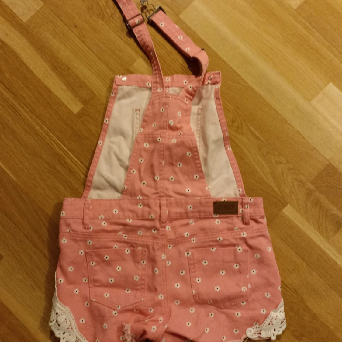 Short for girl 10 years. - 91