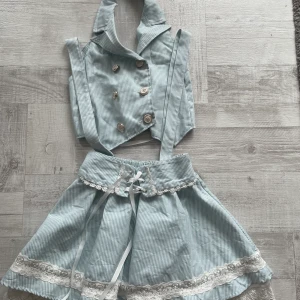 Set  - Säljer detta fina setet då de tyvärr inte passa mig, aldrig använt💙