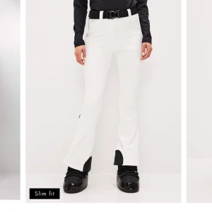 Skidbyxa - Skidbyxa från 8848, sparsamt använda. Stl 42 men tight i modellen så skulle säga att de passar 38. 