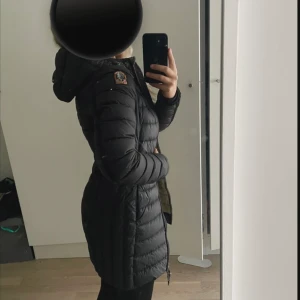 Para Jumper Irene - Storlek XS. Använd men inte sliten. Kan hämtas i Stockholm eller fraktas. 