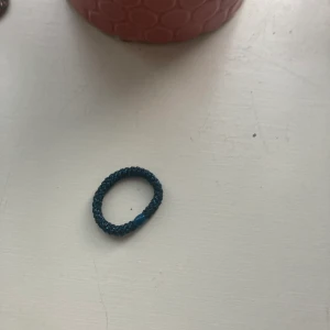 Kknekki - Jätte fin glittrig mörkblå Kknekki äkta och aldrig använd❤️❤️