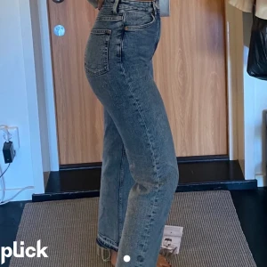 Jeans monki  - Gratis frakt 