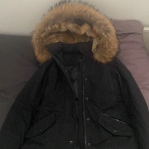 Rock and blue size 34 - Har för mig att jag köpte den åt 2019, har kanske använt den 5 gånger så den är i bra kondition.