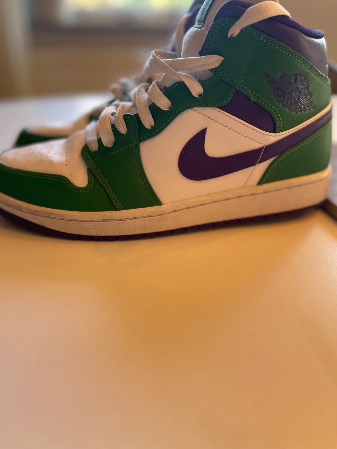 Jordan 1 hulk - 90