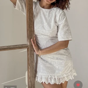 Studentklänning - Super söt sytudentklänning från Na-kd💕endast testad!!💕skriv om du är intresserad!