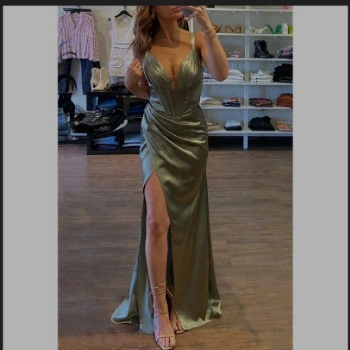 Grön balklänning - 91