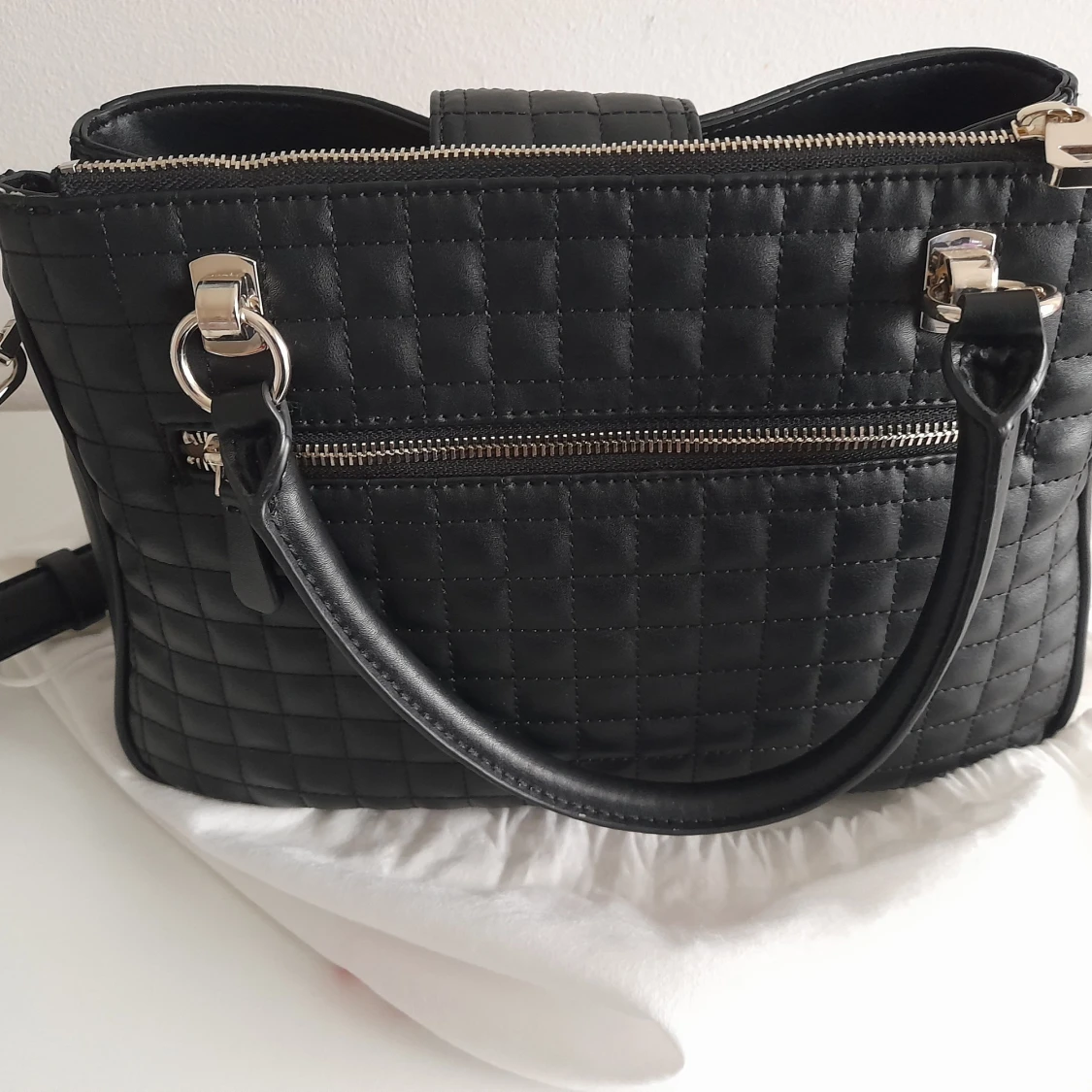 Guess Bag Black - 90