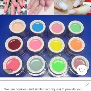 SÖKER ALLA SORTS UV GELÉ FÄRGER - Söker alla sorters uv gelé färger samt gellack färger eftersom jag behöver det för att kunna göra naglar. Min budget 50kr för gelé och gellack 70kr 