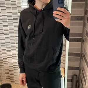 Diesel Hoodie - Diesel Hoodie nästan aldrig använd, ganska stor i passform